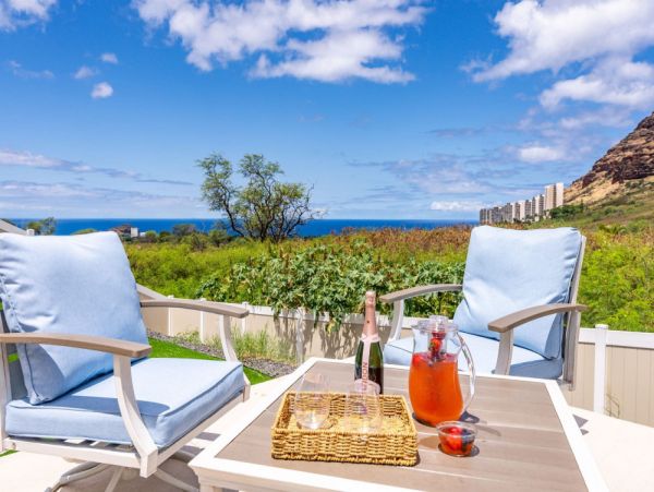 Waianae Vacation Rental – Makaha Valley Luxury Homes for Group Getaways