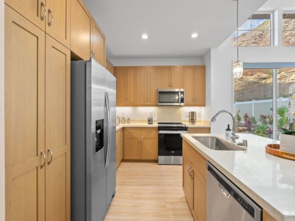 Waianae Vacation Rental – Makaha Valley Luxury Homes for Group Getaways