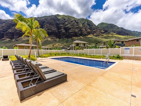 Waianae Vacation Rental – Makaha Valley Luxury Homes for Group Getaways