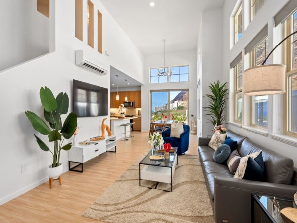 Waianae Vacation Rental – Makaha Valley Luxury Homes for Group Getaways