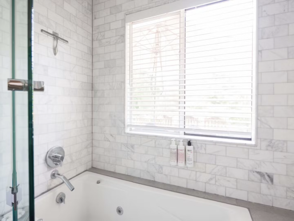 Sag Harbor Vacation Home close to Village New Arrival!
