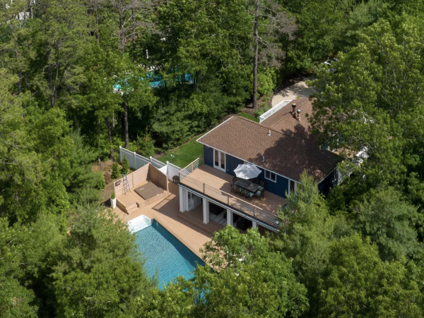 Sag Harbor Vacation Home close to Village New Arrival!
