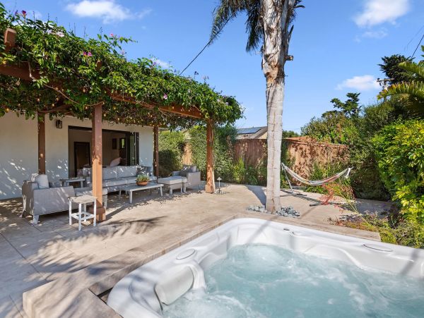 Charming Santa Barbara Home  - Your Perfect Getaway