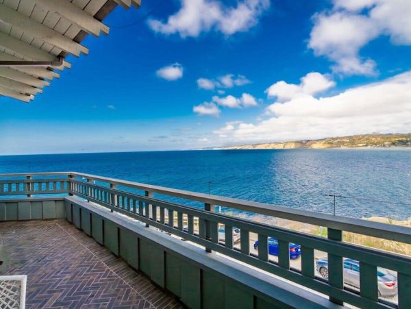 La Jolla Oceanfront Vacation Rental - San Diego Beachfront Luxury Home