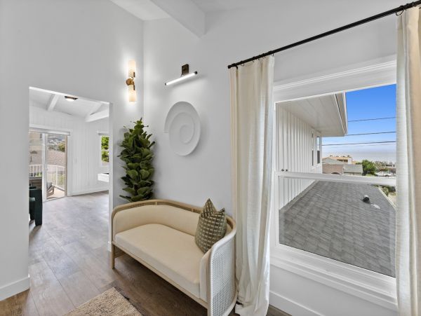 La Jolla Vacation Rental Homes with Five Bedrooms Beach- Luxury!