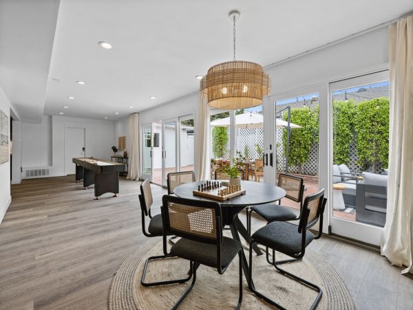 La Jolla Vacation Rental Homes with Five Bedrooms Beach- Luxury!
