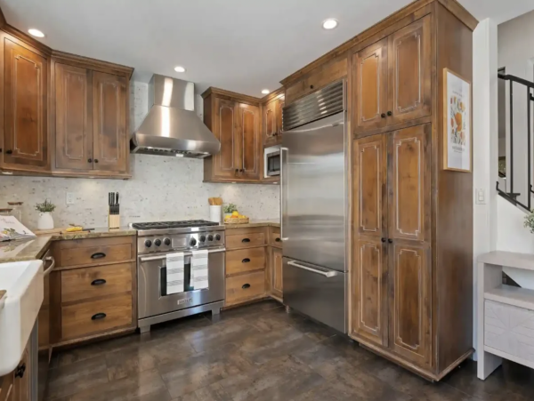 Santa Barbara Five Bedroom Vacation Rental Home Walk to Beach