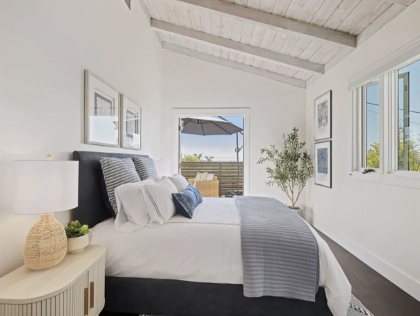 Santa Barbara Five Bedroom Vacation Rental Home Walk to Beach