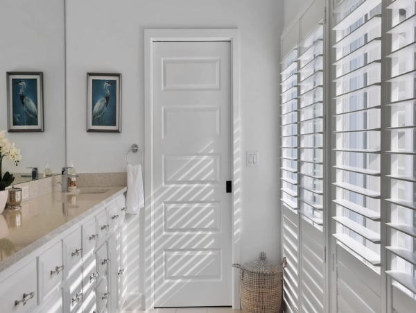 Longboat Key Beach House on Beach Private Pool Three Bedrooms