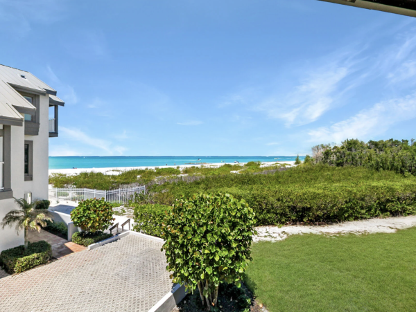 Longboat Key Beach House on Beach Private Pool Three Bedrooms