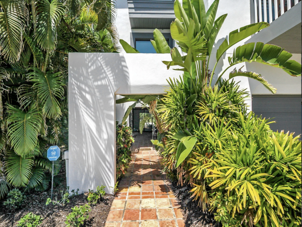 Longboat Key Beach House on Beach Private Pool Three Bedrooms