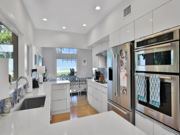 Longboat Key Beach House on Beach Private Pool Three Bedrooms
