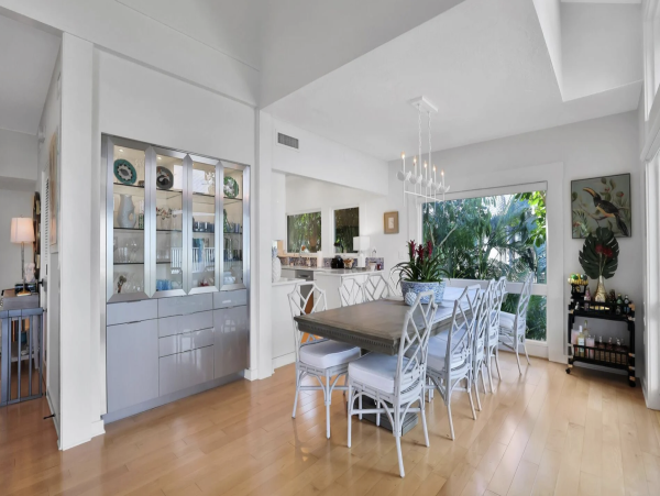 Longboat Key Beach House on Beach Private Pool Three Bedrooms