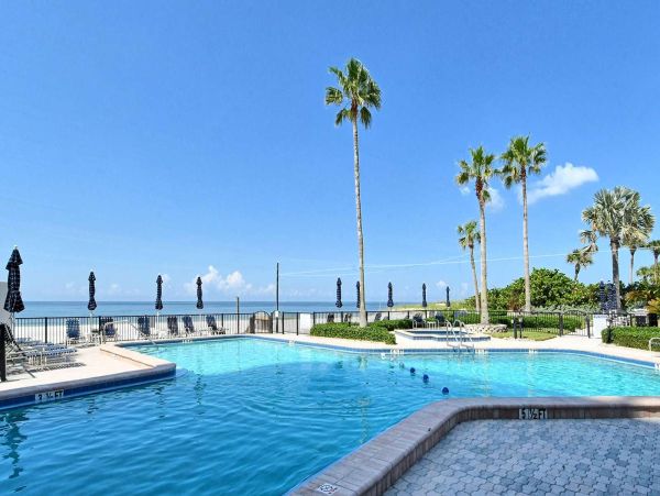 Longboat Key Beachfront Rental - Partial Gulf View Condo