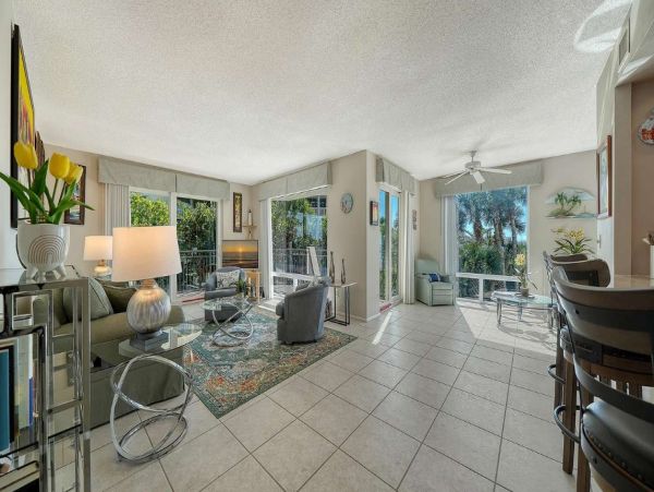 Longboat Key Beachfront Rental - Partial Gulf View Condo