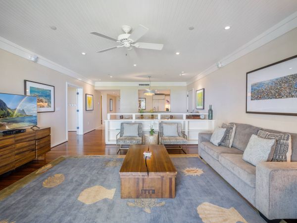 Luxury Oceanfront Villa in Kahuku, Oahu