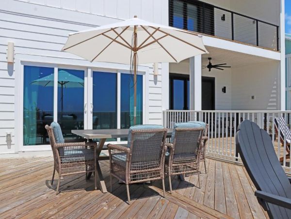 Beachfront Rental in Mexico Beach - Home Retreat with Private Pool