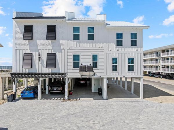 Beachfront Rental in Mexico Beach - Home Retreat with Private Pool