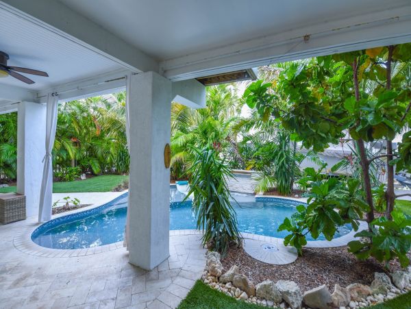 Florida Keys Vacation Rental - Waterfront Home with Pool and Dockage - additional view, photo 5