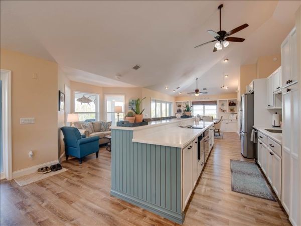 Florida Keys Vacation Rental - Sugarloaf Key Waterfront Home with Pool and Spa