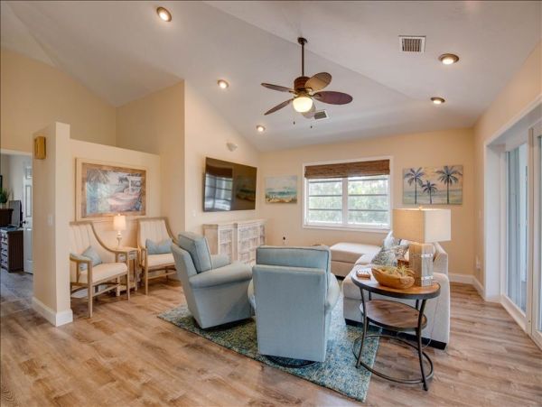 Florida Keys Vacation Rental - Sugarloaf Key Waterfront Home with Pool and Spa