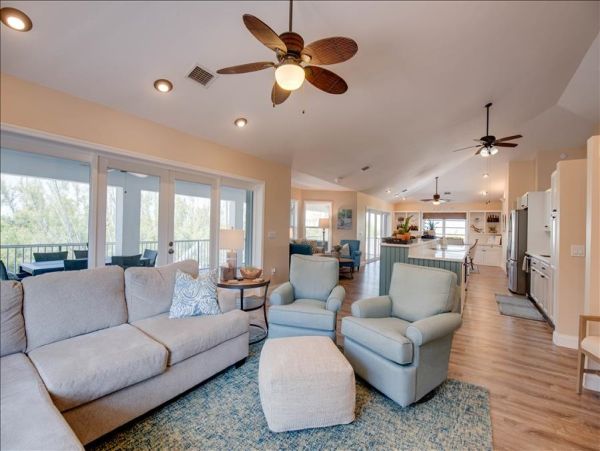 Florida Keys Vacation Rental - Sugarloaf Key Waterfront Home with Pool and Spa