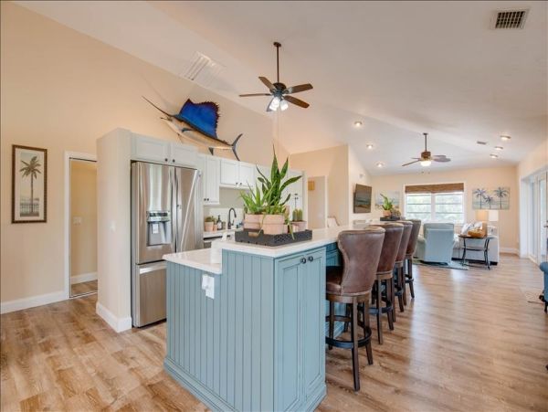 Florida Keys Vacation Rental - Sugarloaf Key Waterfront Home with Pool and Spa