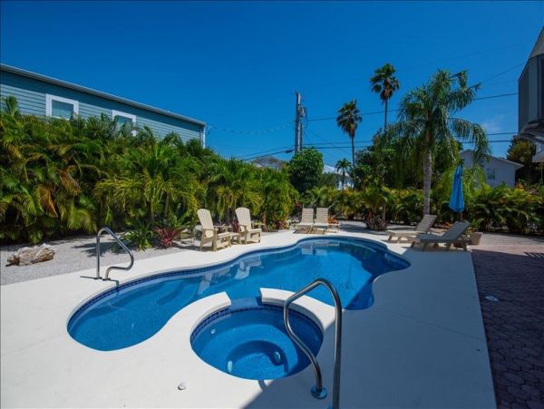 Florida Keys Vacation Rental - Sugarloaf Key Waterfront Home with Pool and Spa