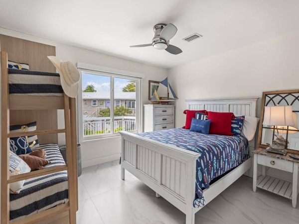 Luxury Home in The Florida Keys Bay Views - Your Perfect Getaway