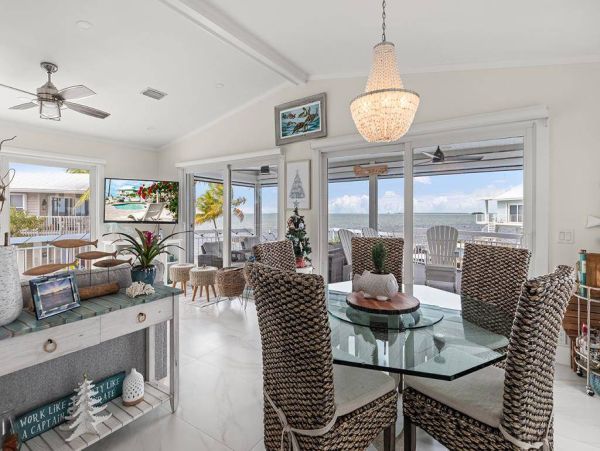 Luxury Home in The Florida Keys Bay Views - Your Perfect Getaway