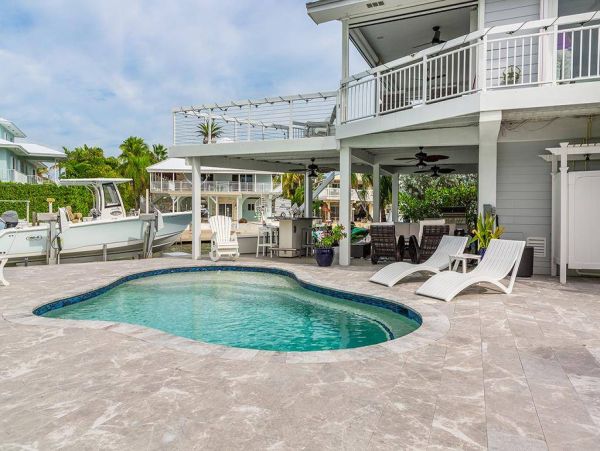Luxury Home in The Florida Keys Bay Views - Your Perfect Getaway