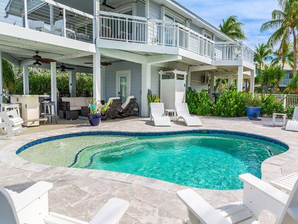 Luxury Home in The Florida Keys Bay Views - Your Perfect Getaway