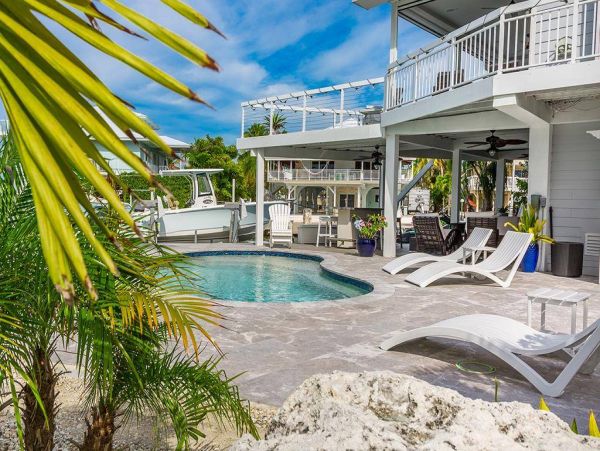 Luxury Home in The Florida Keys Bay Views - Your Perfect Getaway
