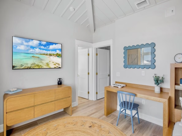 Anna Maria Island Six Bedroom Vacation Home Waterfront