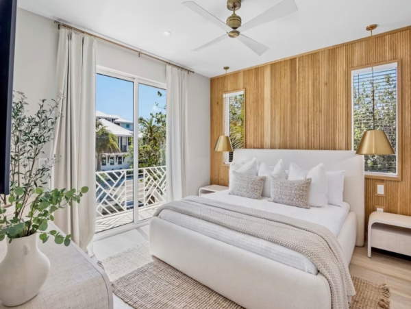Anna Maria Island Six Bedroom Vacation Home Waterfront