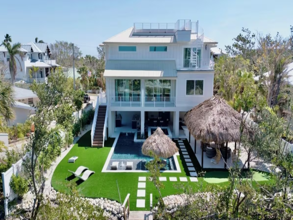 Anna Maria Island Six Bedroom Vacation Home Waterfront