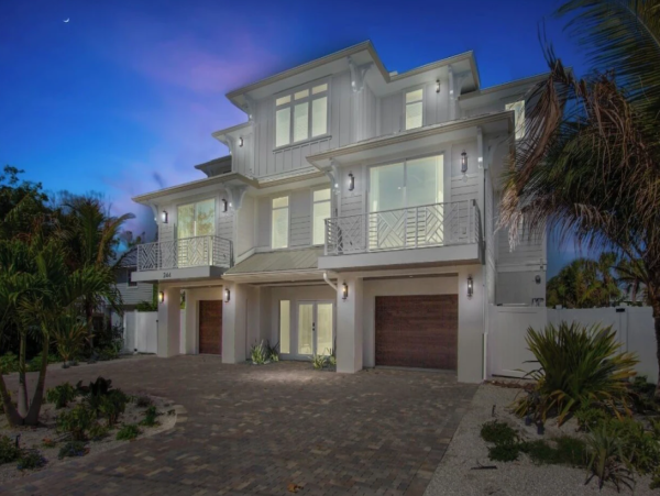 Anna Maria Island Six Bedroom Vacation Home Waterfront