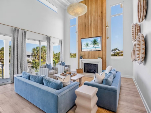 Anna Maria Island Six Bedroom Vacation Home Waterfront