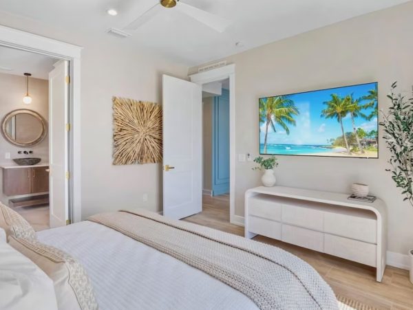 Anna Maria Canal-Front Home with Pool and Rooftop Deck