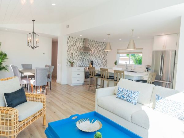 Luxurious 3BD/2BA Home with Mother in Law Suite in Naples Park