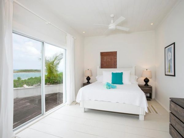 Bahamas Beachfront Vacation Rental - Family-Friendly Oceanfront Estate