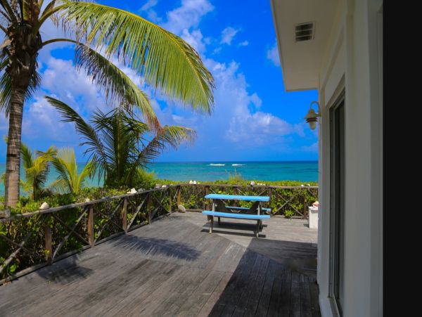 Bahamas Beachfront Vacation Rental - Family-Friendly Oceanfront Estate