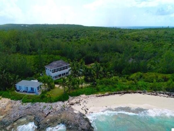 Bahamas Beachfront Vacation Rental - Family-Friendly Oceanfront Estate