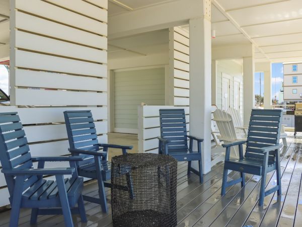 Beachfront Paradise in Mexico Beach - Coastal Retreat