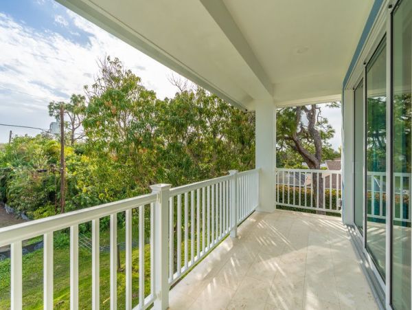 North Naples Luxury Vacation Pool Home Sleeps 12 Guests- Naples Park