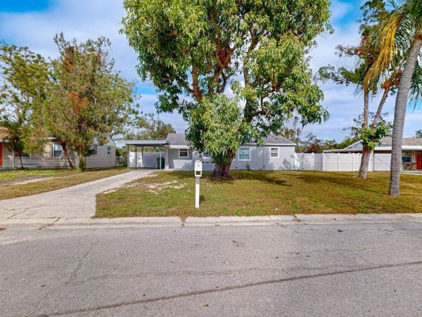 Bradenton Vacation Rental - Private Pool Home Near Anna Maria Island