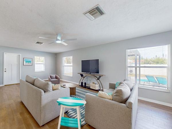 Bradenton Vacation Rental - Private Pool Home Near Anna Maria Island