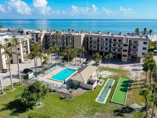 Luxury Sanibel Island Condo Gulf Front