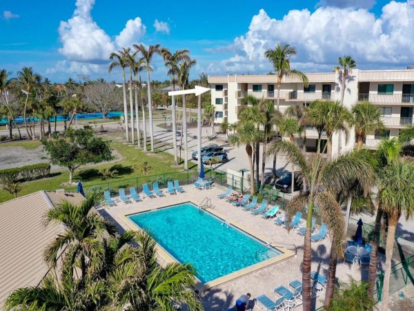 Luxury Sanibel Island Condo Gulf Front