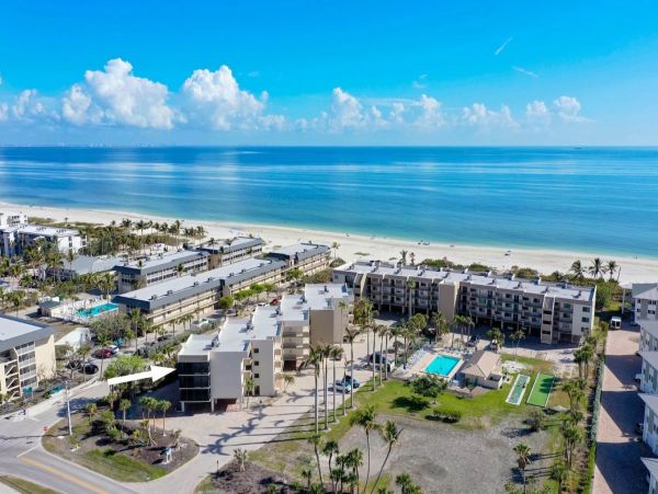 Luxury Sanibel Island Condo Gulf Front